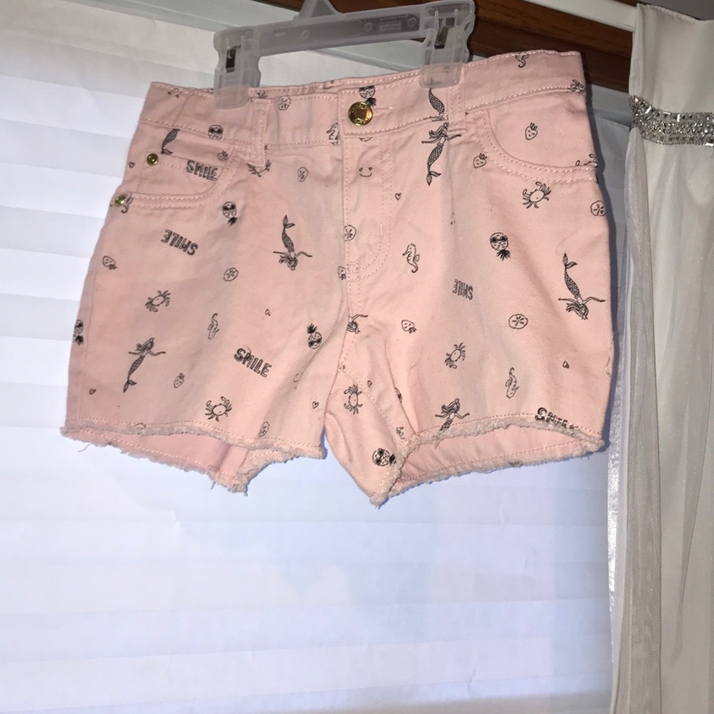 Carters 2 piece set Peach color short and shirt